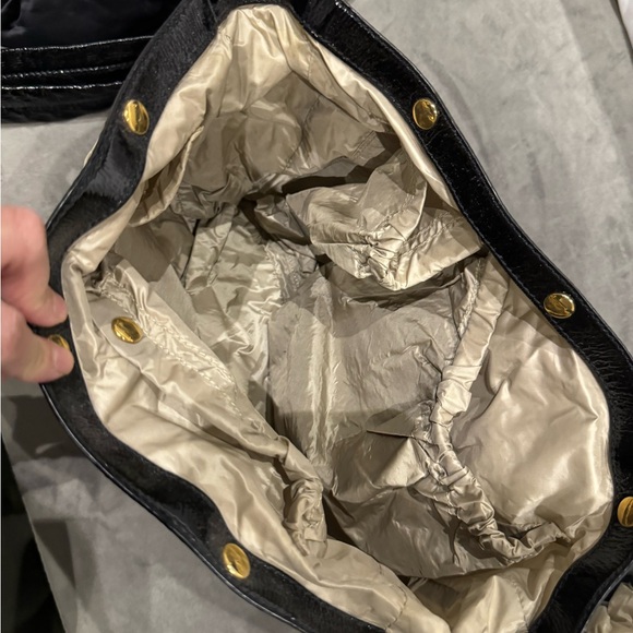 Tod’s Pashmy Diaper Bag- Black - Picture 14 of 16